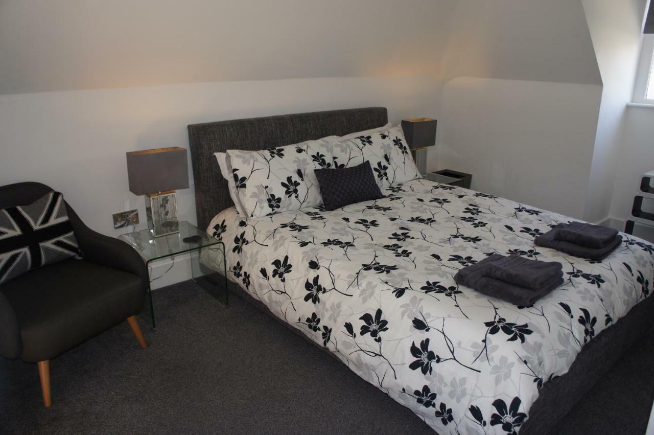No 7 Woods View Apartment บอร์นมัธ ภายนอก รูปภาพ
